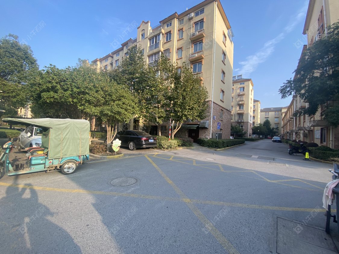 苏州依云小镇小区_依云小镇小区null